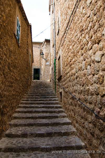 MSG_20090911150035__ND24513 Kopie.jpg - Gasse in Fornalutx